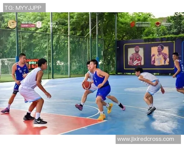 成都篮球队在选拔赛中以51分稳居积分榜首位展现强大实力